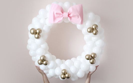 DIY Balloon Wreath
