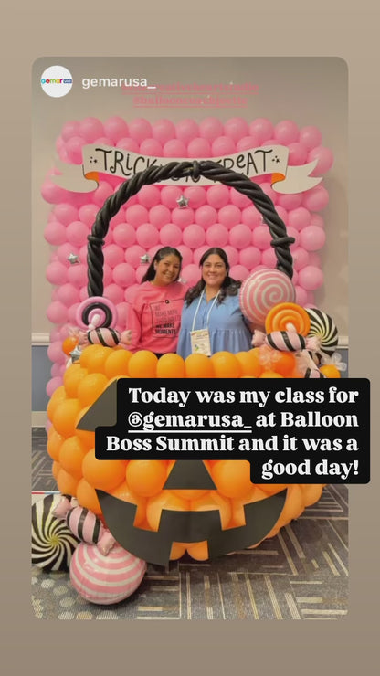 Balloon Pumpkin Treat Buckets Class